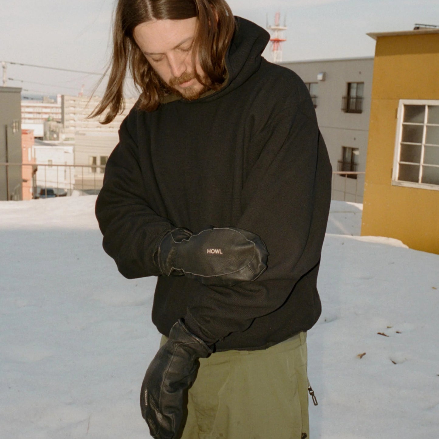 2025 Howl Highland Mitts