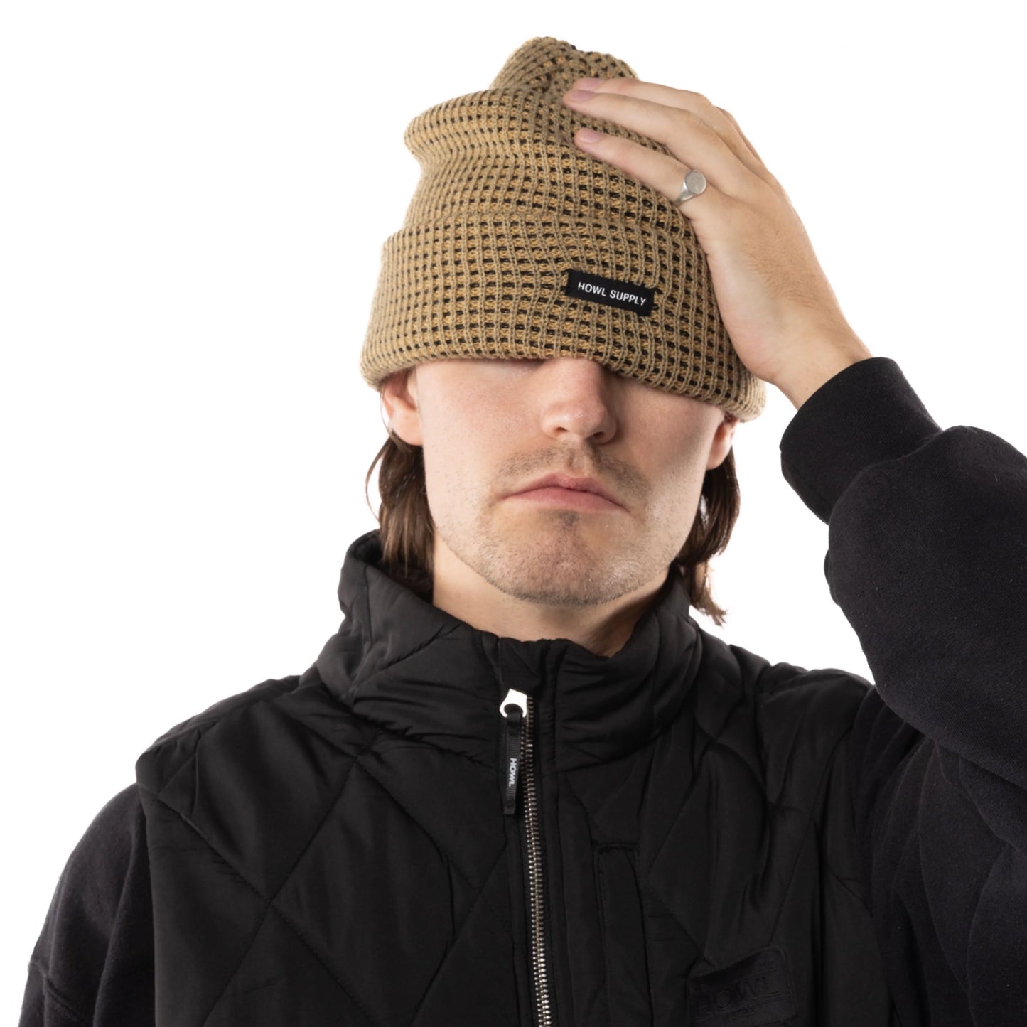 Howl Slash Beanie Tan