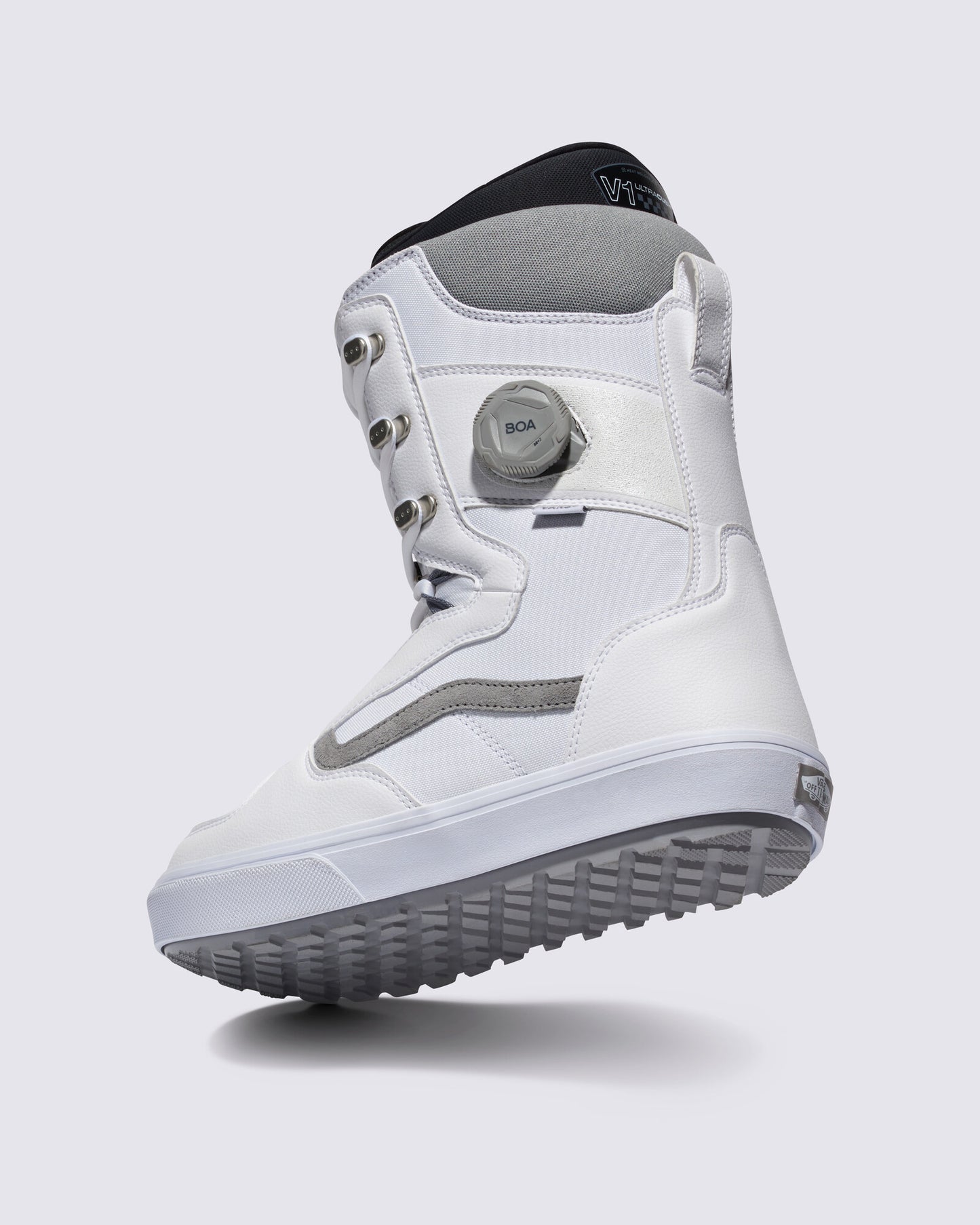 2025 Vans Invado OG Boots