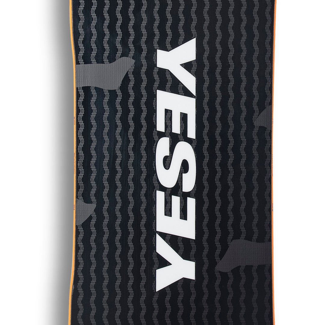 2026 Yes Greats XTRM Snowboard