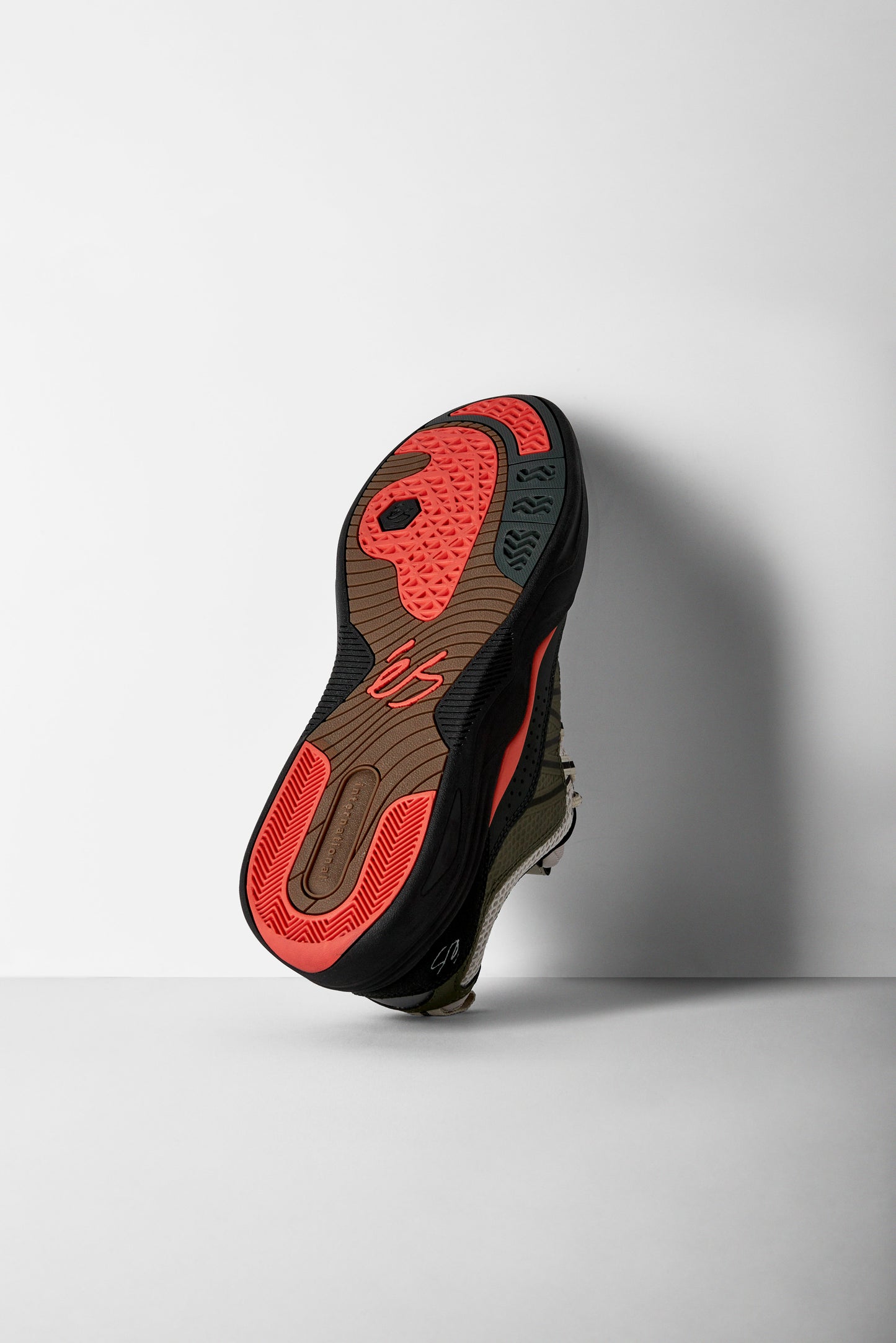 éS Imprint Skate Shoe