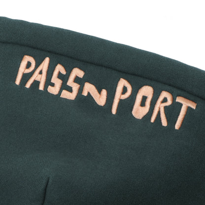 Pass~Port Scissorcraft Zip Hood – R#47