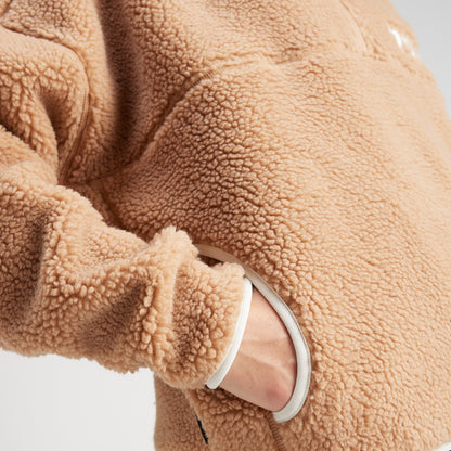 2025 Yuki Threads Kirli Fleece Tan Detail Pocket
