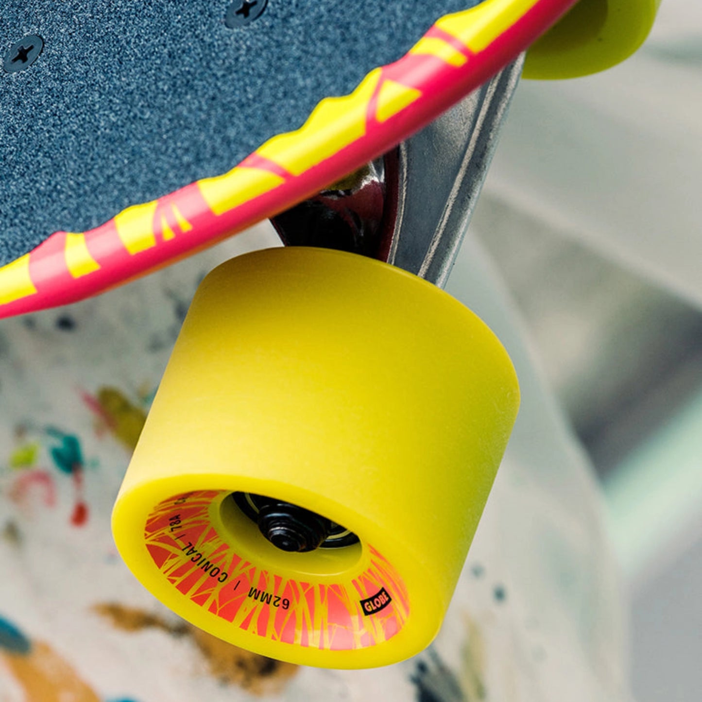 Globe Blazer 26" Lazer Roo Cruiserboard