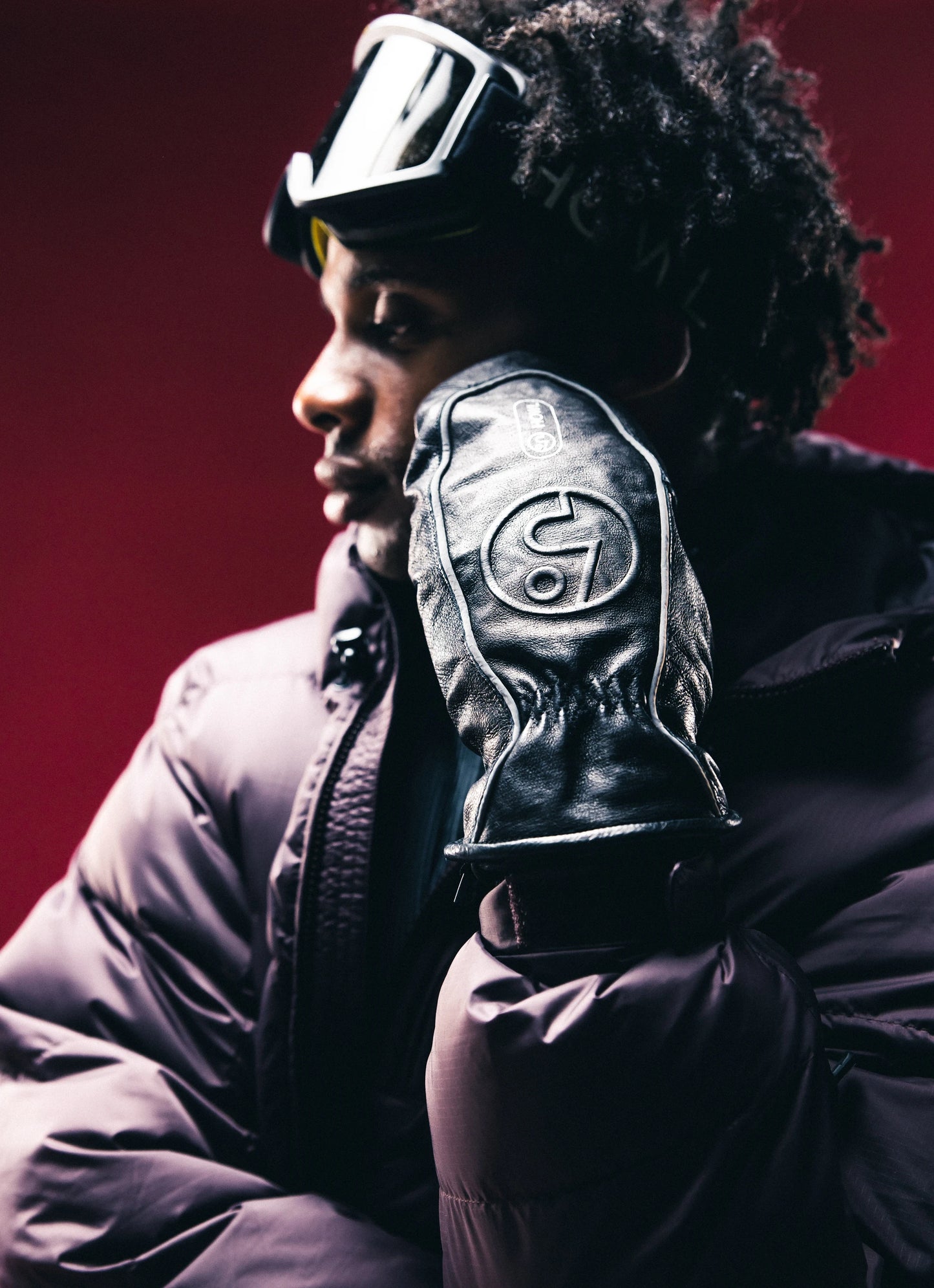 Howl + Public Highland Mitt 2026