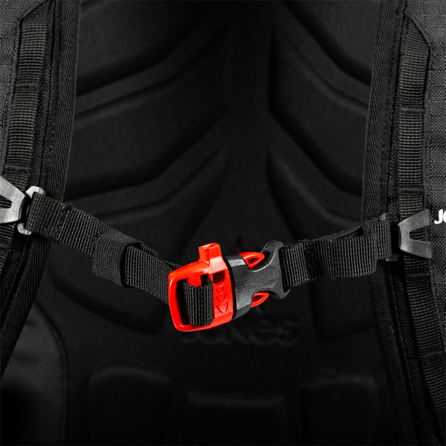 Jones Deeper 19L Backpack Stealth Black Detail