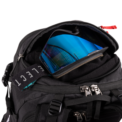 Jones Higher 32L Backpack Stealth Backpack Detail Goggle Pocket