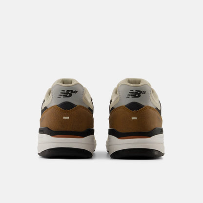 New Balance Numeric Andrew Reynolds 933 Skate Shoes