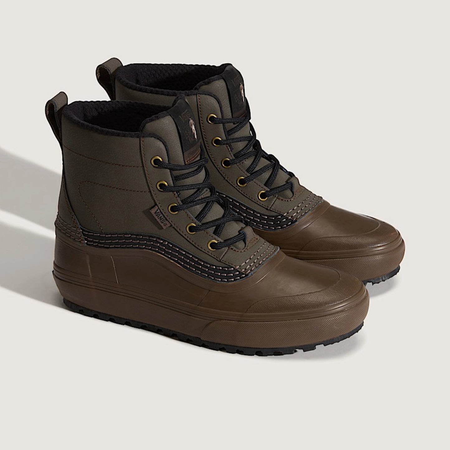 Vans MTE Standard Mid Waterproof Boot