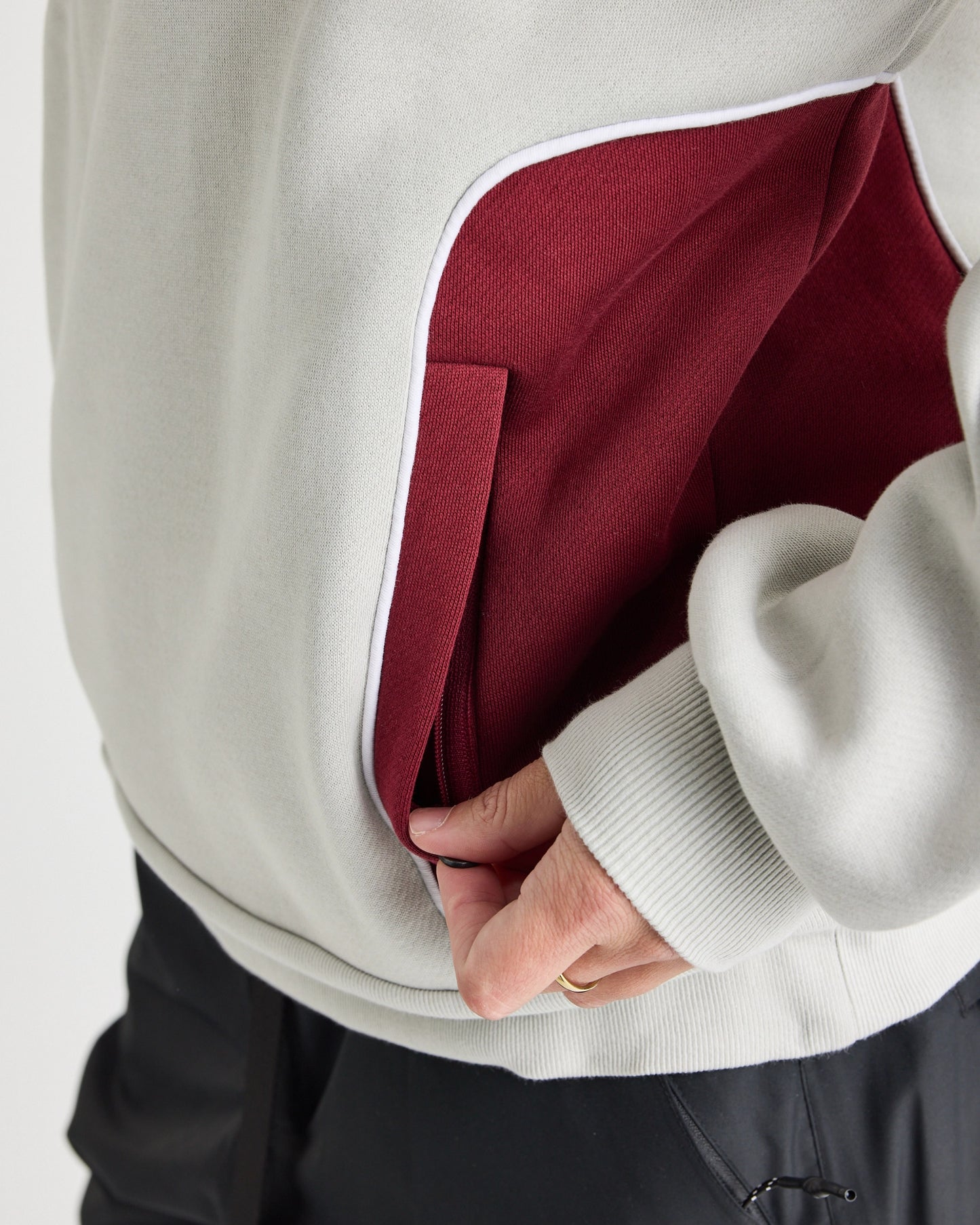 2026 Yuki Threads Mobbin Hoodie