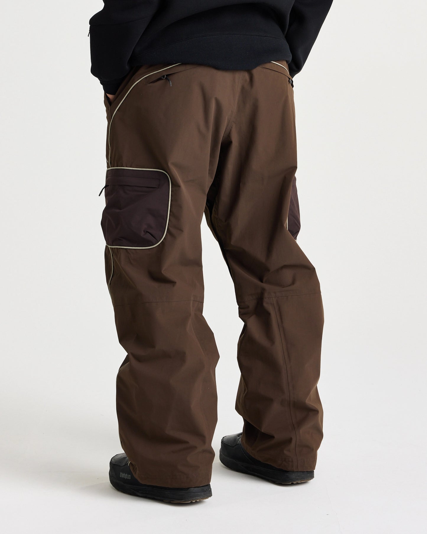 2026 Yuki Threads Mobbin Pant