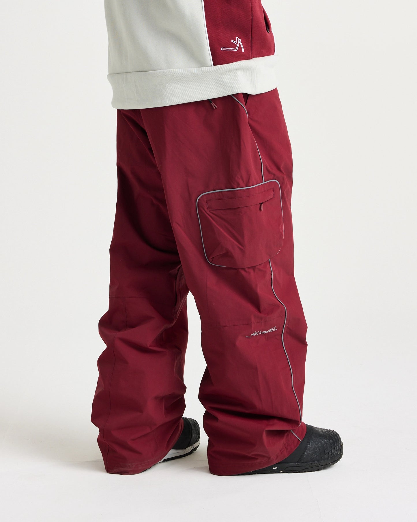 2026 Yuki Threads Mobbin Pant
