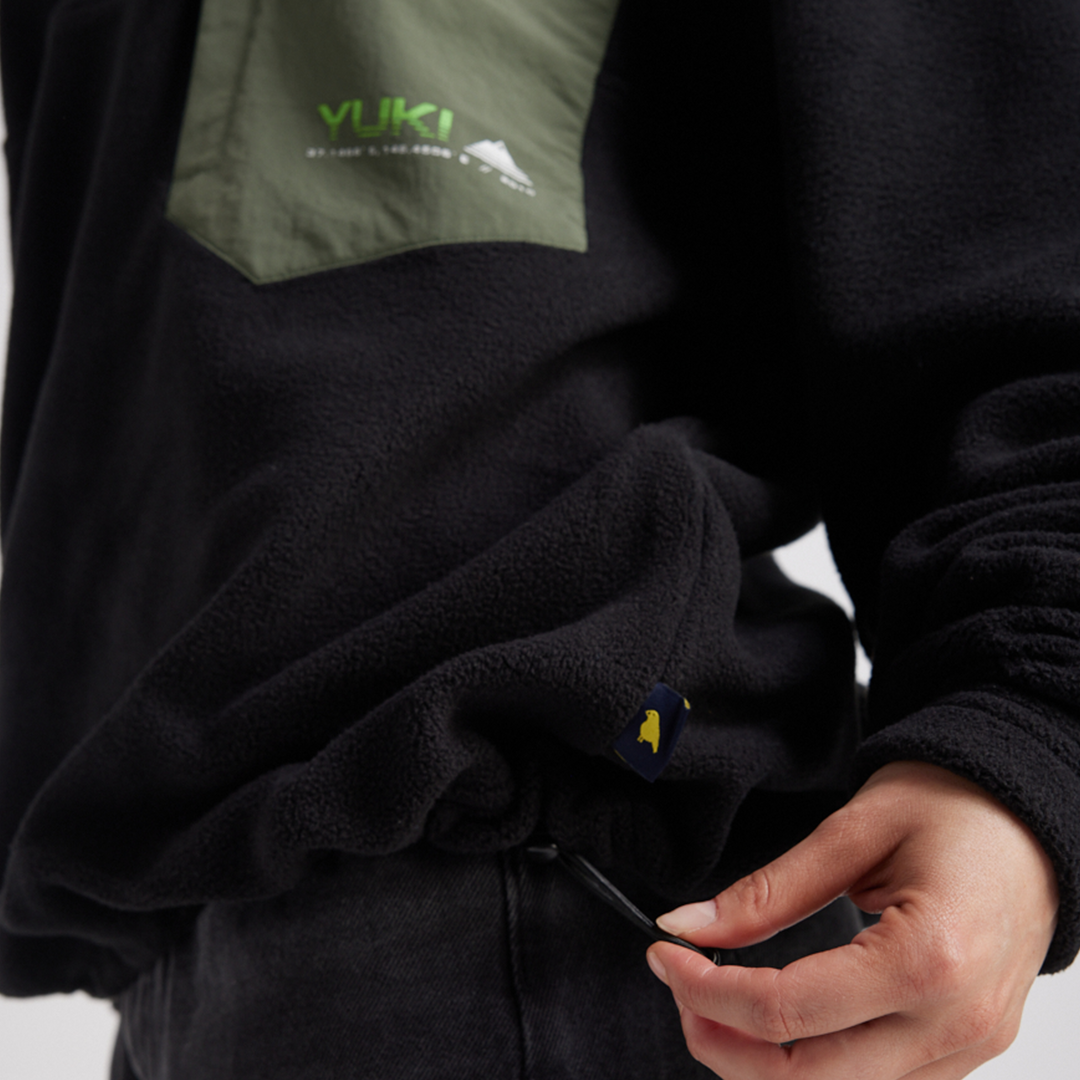 Yuki Threads Monte Fleece – Black