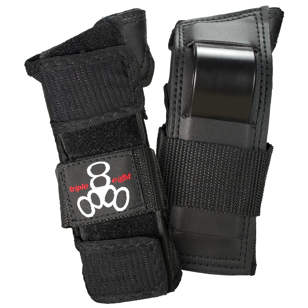 TRIPLE 8 WRISTSAVER WRIST GUARDS - BLACK